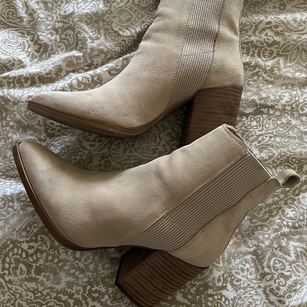 Steve Madden Heel Booties US9
